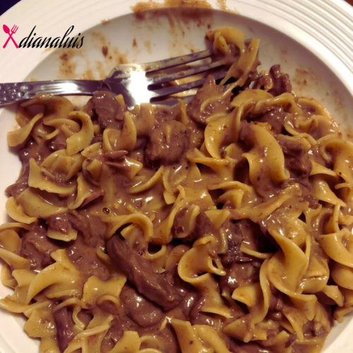 BEEF TIPS, EGG NOODLES AND CREAMY GRAVY