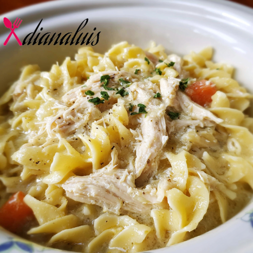 Slow Cooker Amish Chicken Noodles